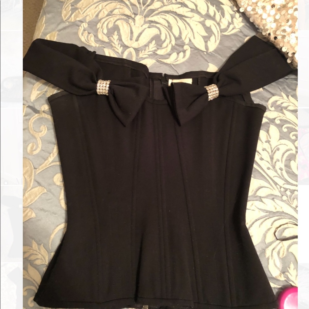 Fernando Wong corset